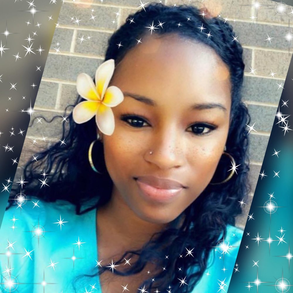 Meet your Posher, Crystal